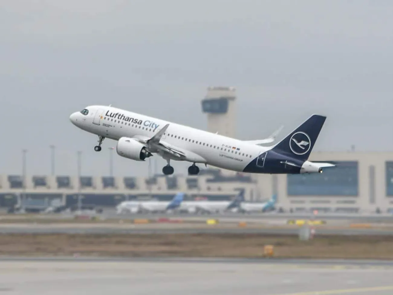 These 12 major airlines are set to return to Dubai this year – here’s when